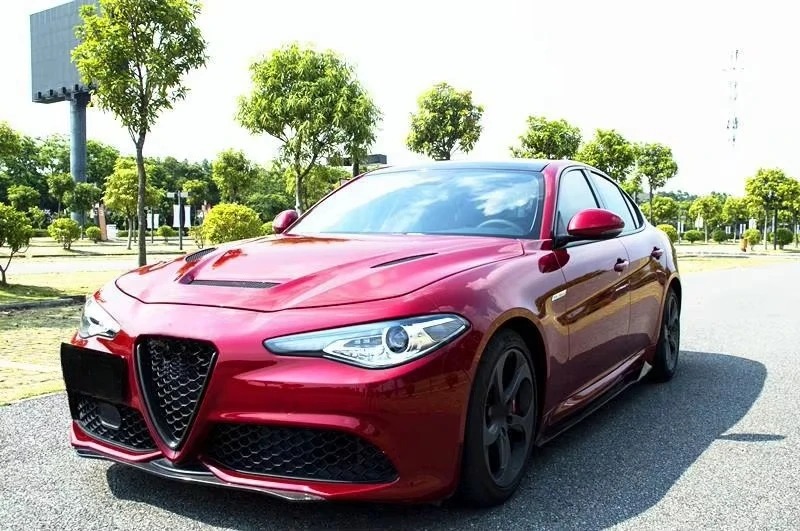 Carbon Fiber Hood for  Giulia 2017-2020 JC-WSM001